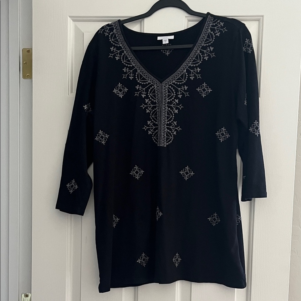 J JILL - Black Embroidered V-Neck Women’s Top